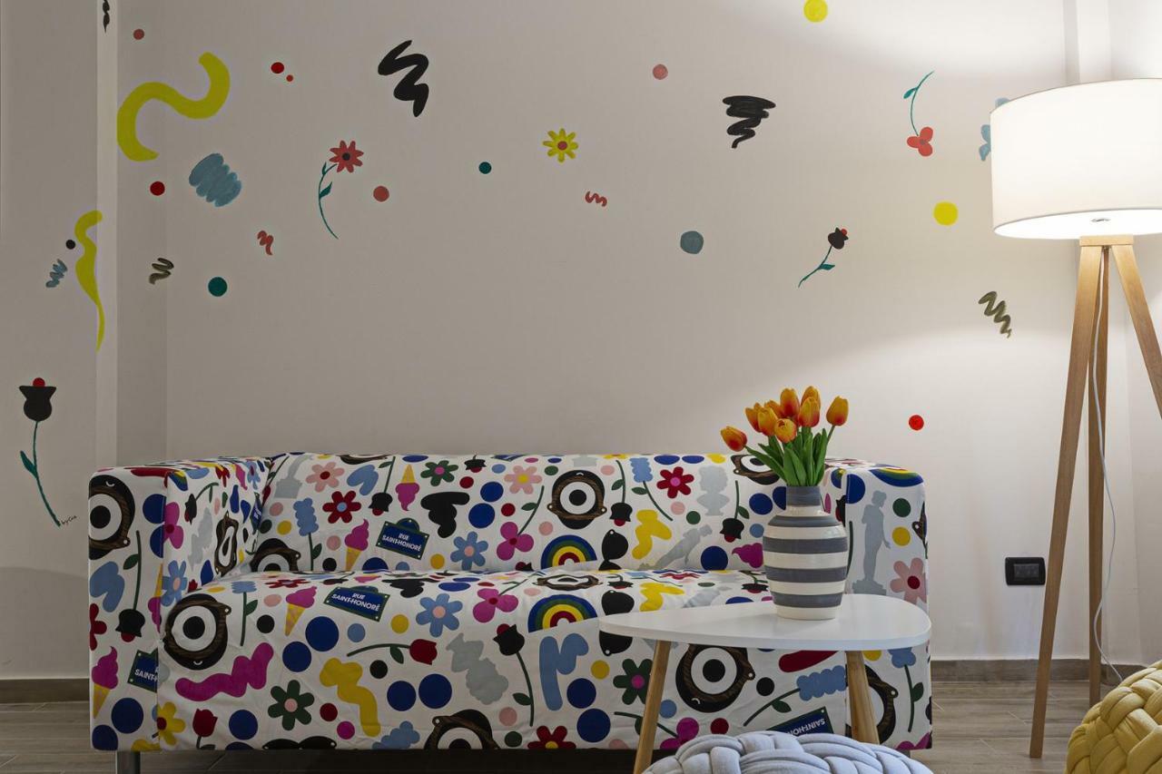 Xxv Aprile By Wonderful Italy Genua